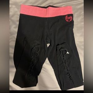 Pink ankle length yoga leggings